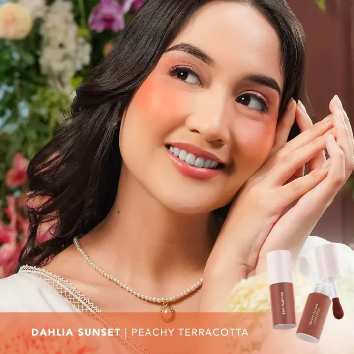 Sea Makeup product display